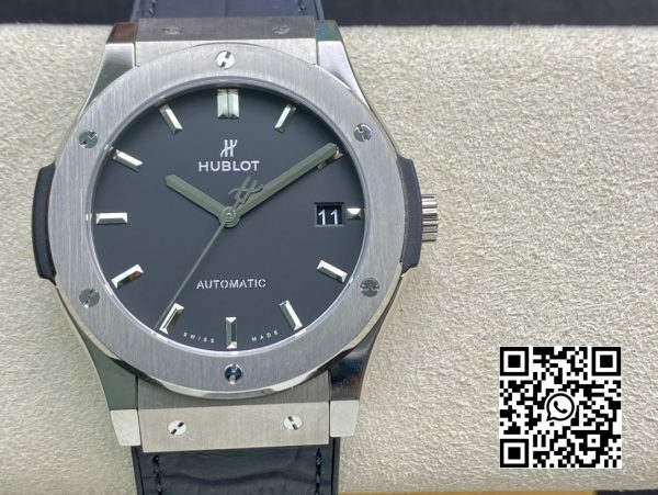 HUBLOT Classic Fusion 42mm 542.NX .1171.RX Titanium WWF Factory 11 Best Edition Black Dial 3 HUBLOT Classic Fusion 42mm 542.NX.1171.RX Titanium WWF Factory 1:1 Best Edition Black Dial
