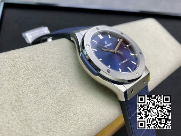HUBLOT Classic Fusion 42mm 542.NX .7170.LR Titanium WWF Factory 11 Best Edition Blue Kellotaulu 6 HUBLOT Classic Fusion 42mm 542.NX.7170.LR Titanium WWF Factory 1:1 Best Edition Blue Dial