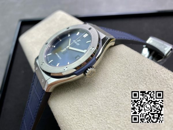 HUBLOT Classic Fusion 42mm 542.NX .7170.LR Titanium WWF Factory 11 Best Edition Blue Dial 7 HUBLOT Classic Fusion 42mm 542.NX.7170.LR Titanium WWF Factory 1:1 Best Edition Blue Dial