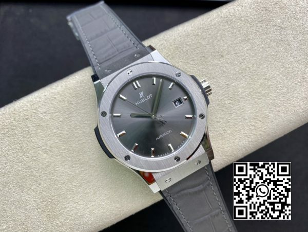 HUBLOT Classic Fusion 45mm 542.NX .7071.LR Titanium WWF Factory 11 Best Edition harmaa kellotaulu 5 HUBLOT Classic Fusion 45mm 542.NX.7071.LR Titanium WWF Factory 1:1 Best Edition harmaa kellotaulu
